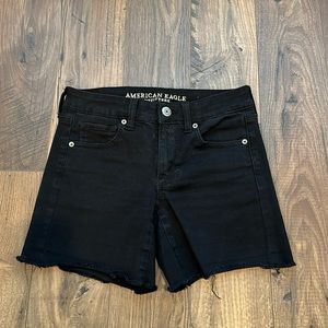 American Eagle super stretch jean shorts, 5” inseam, mid rise, size 4.